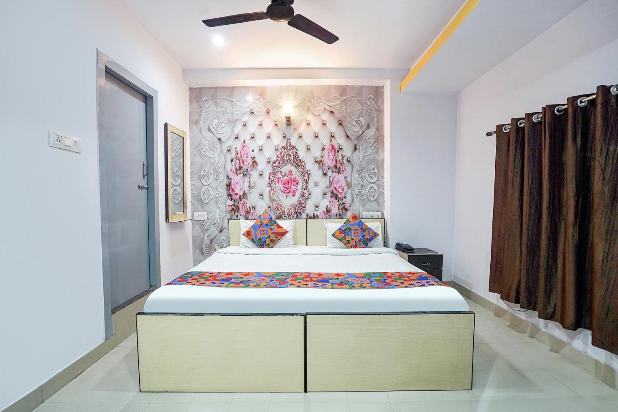 Fabexpress R Inn - Nr Prayagraj Railway Station Muthiganj 外观 照片