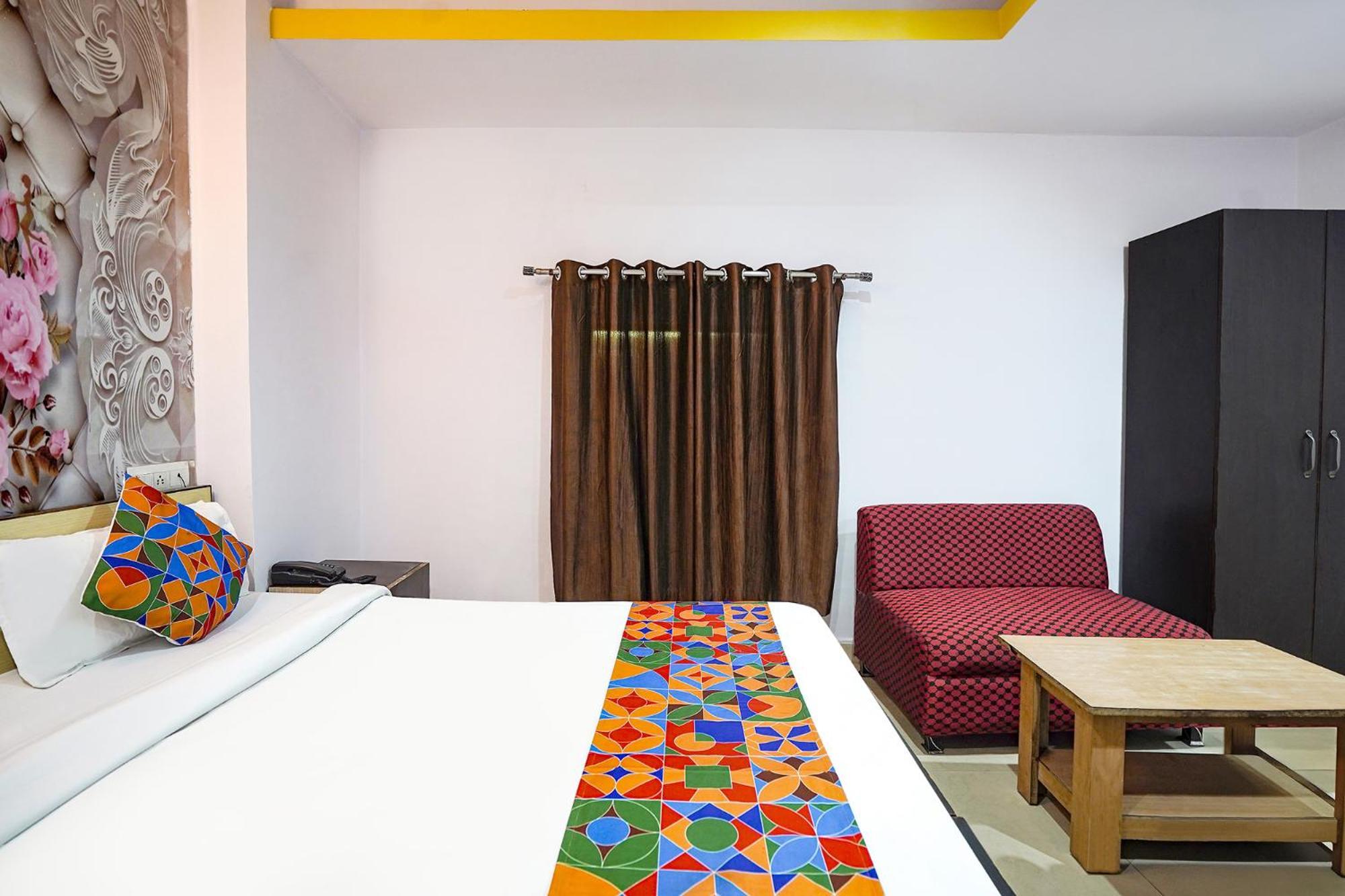 Fabexpress R Inn - Nr Prayagraj Railway Station Muthiganj 外观 照片
